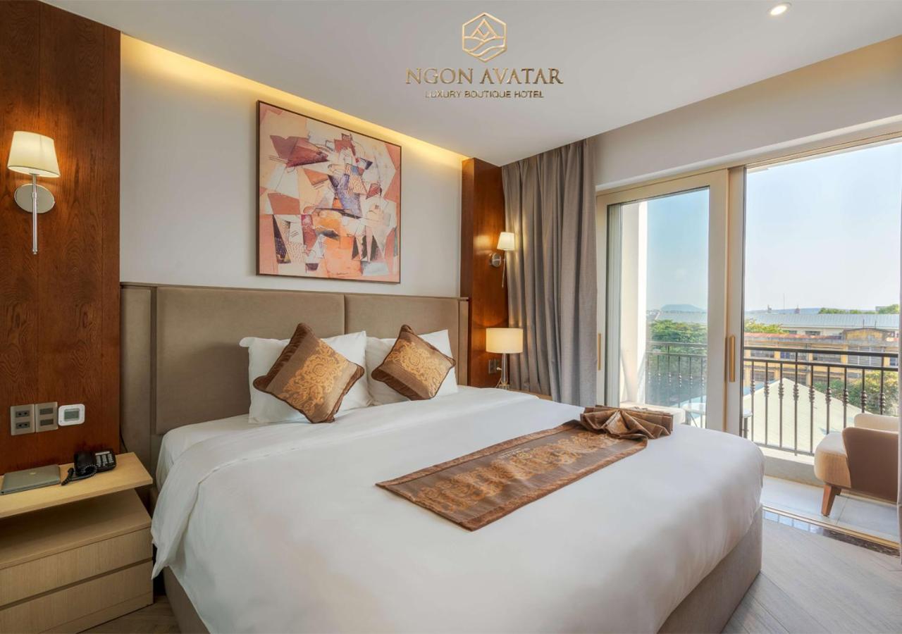 Ngon Avatar Hotel เปลกู ภายนอก รูปภาพ