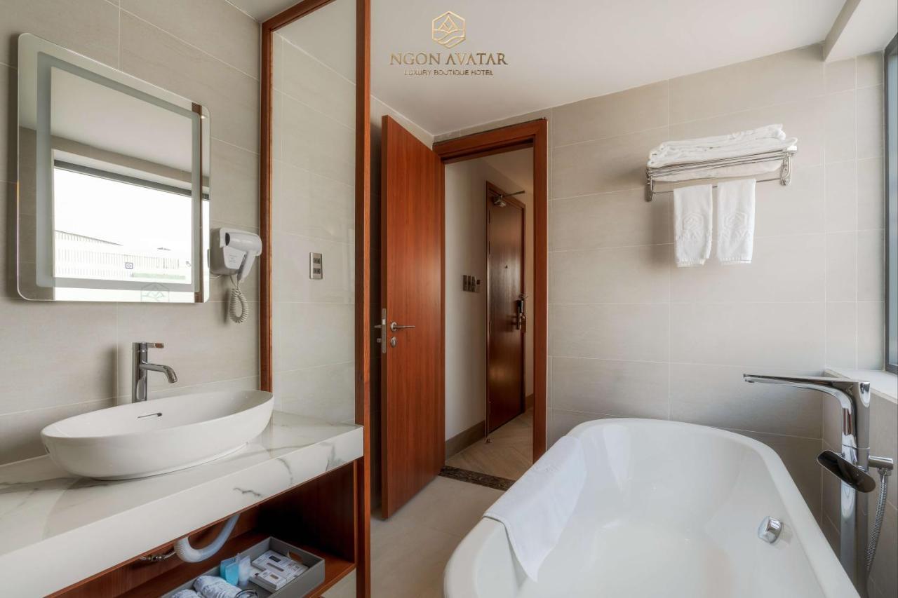 Ngon Avatar Hotel เปลกู ภายนอก รูปภาพ