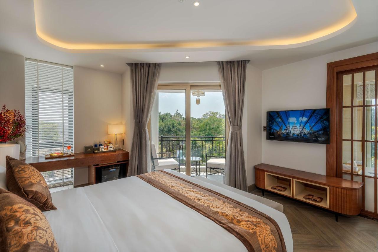 Ngon Avatar Hotel เปลกู ภายนอก รูปภาพ